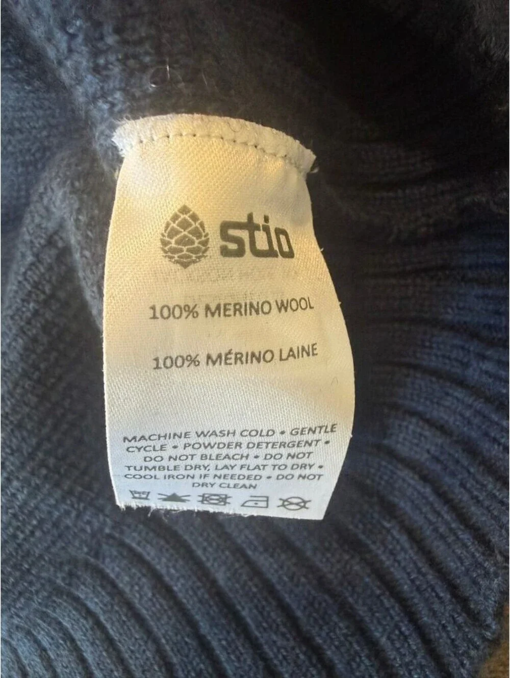 Stio Mens M 100% Merino Wool Sweater Navy Blue Crewneck